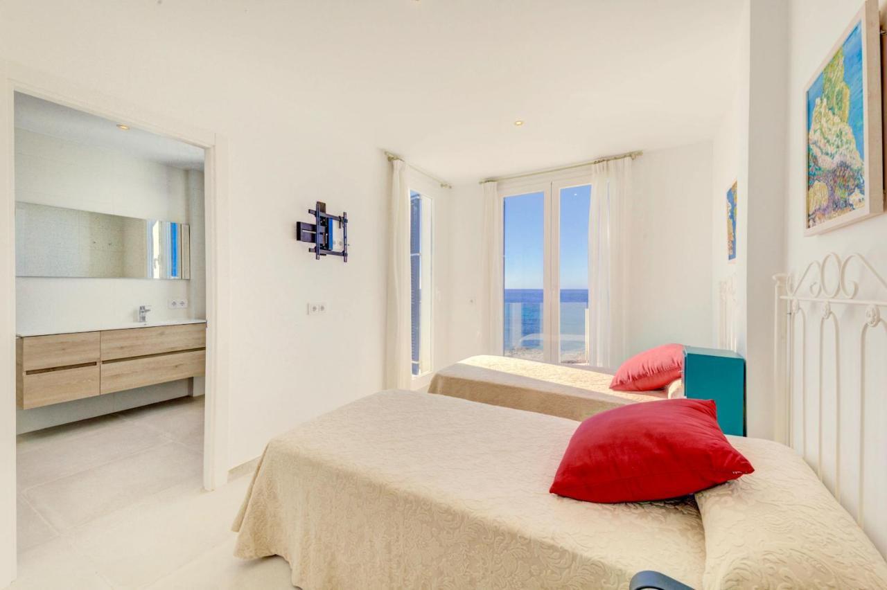 Beachfront Apartment Migjorn Cel By Sealand Villas Колонья Сант Джордин Экстерьер фото